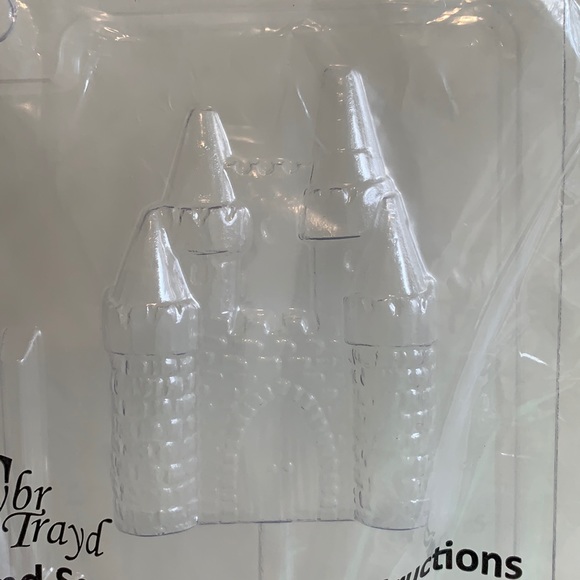 Chocoate &Soap Mold- Castle Shape & Glass Slipper Shape - Picture 1 of 5